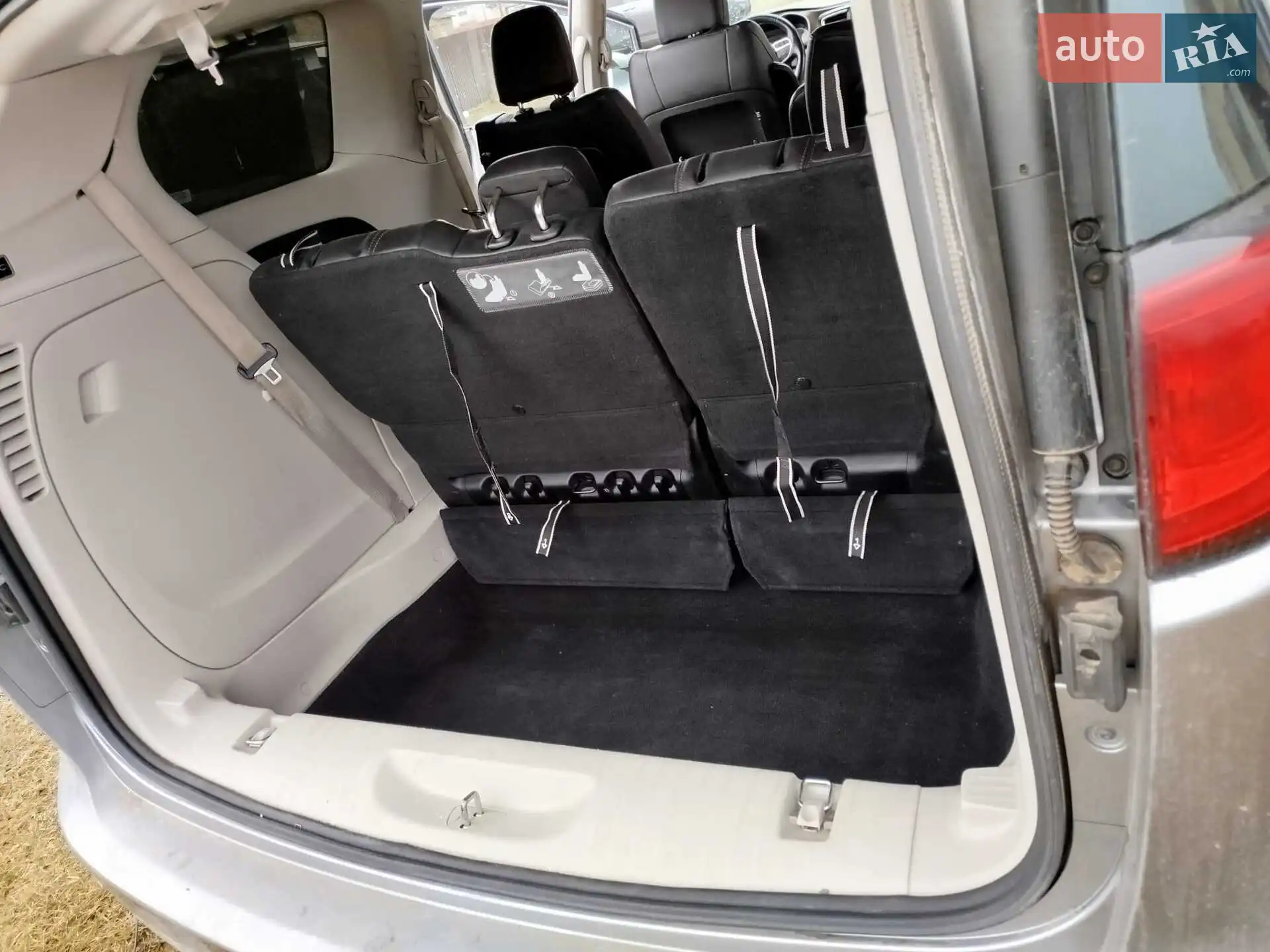 2017 Chrysler Pacifica - мініатюра 2