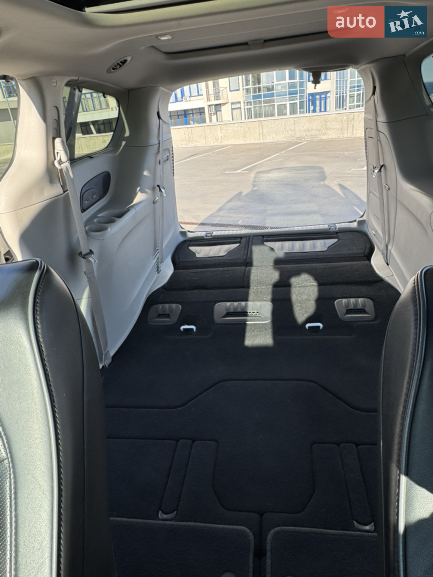 2019 Chrysler Pacifica - мініатюра 9