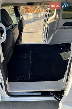 Минивэн Chrysler Pacifica 2019 в 