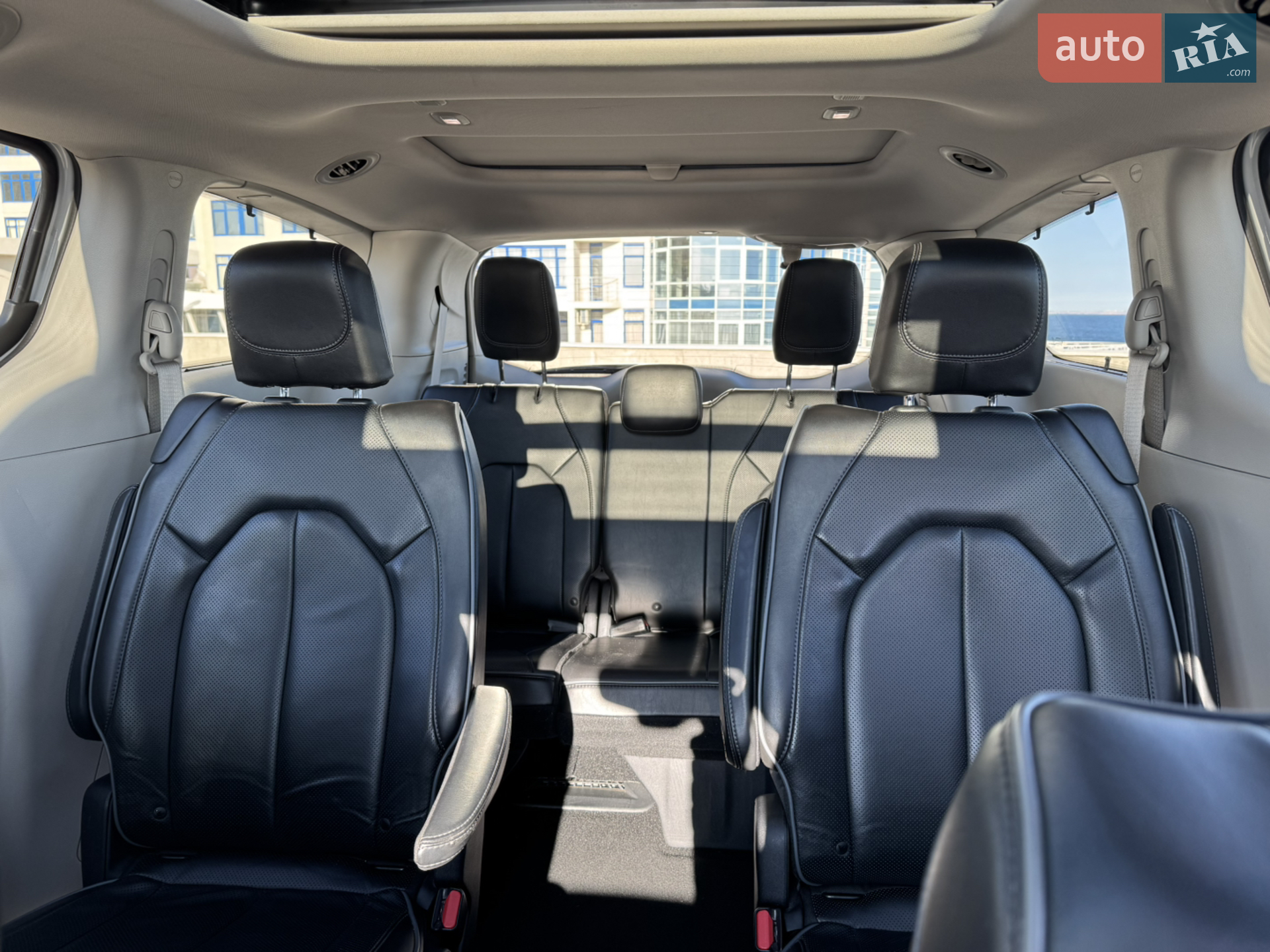 2019 Chrysler Pacifica - мініатюра 19
