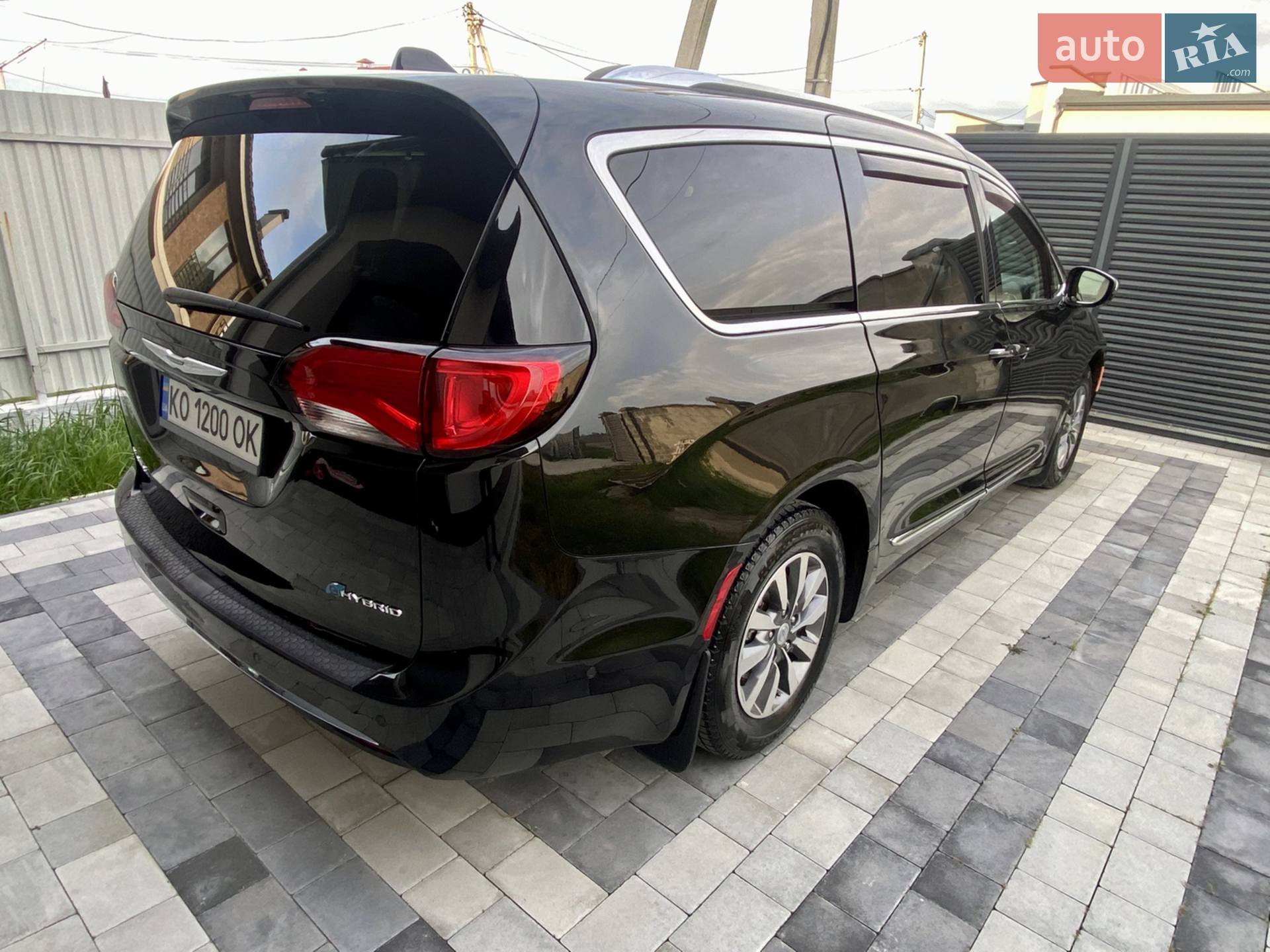2020 Chrysler Pacifica - мініатюра 11