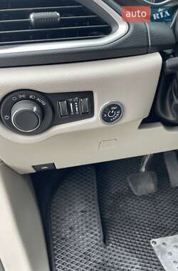 Минивэн Chrysler Pacifica 2017 в 