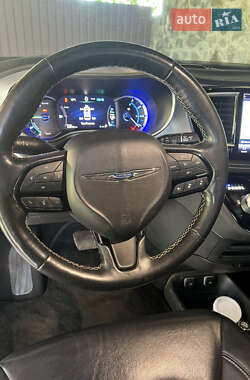 Минивэн Chrysler Pacifica 2021 в Хмельницком
