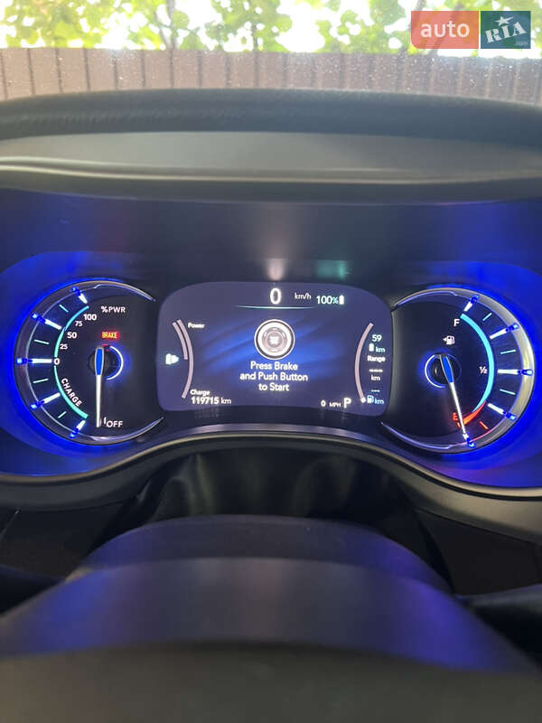 Минивэн Chrysler Pacifica 2021 в Хмельницком