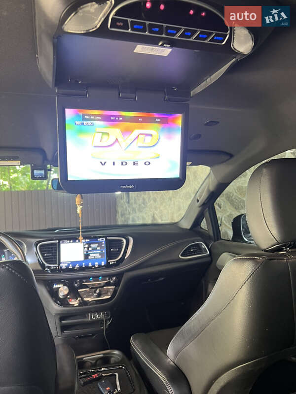 Минивэн Chrysler Pacifica 2021 в Хмельницком