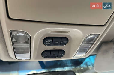 Минивэн Chrysler Pacifica 2005 в 