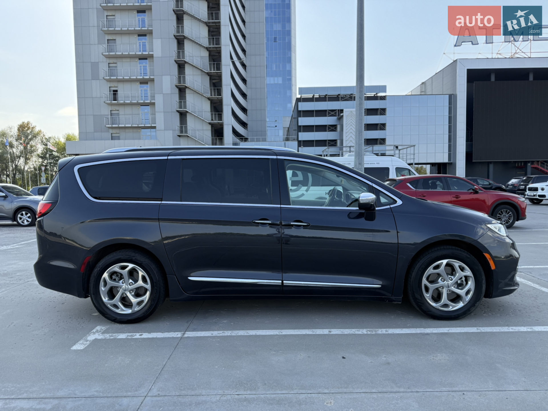 2020 Chrysler Pacifica - мініатюра 8