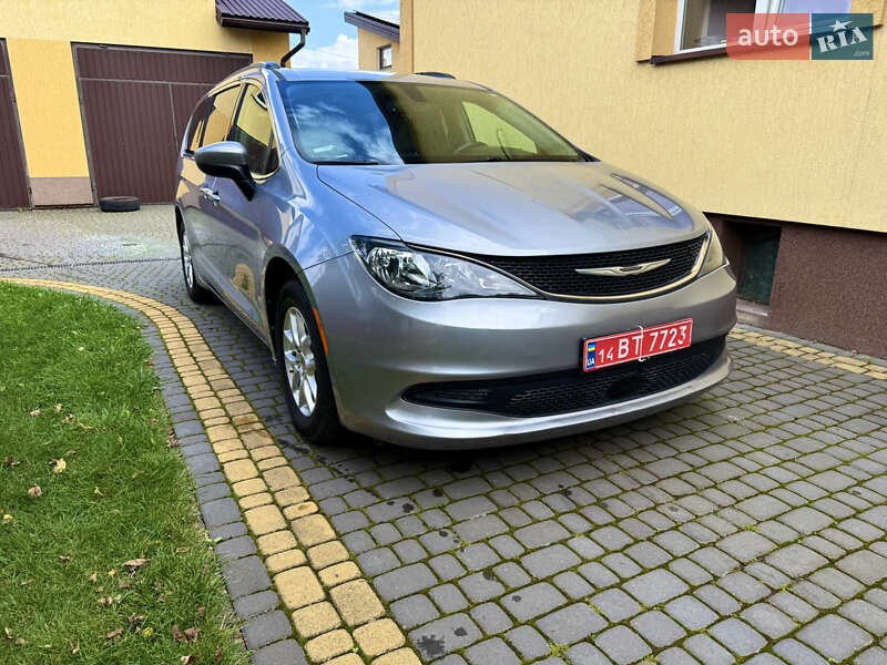 Chrysler Pacifica 2020