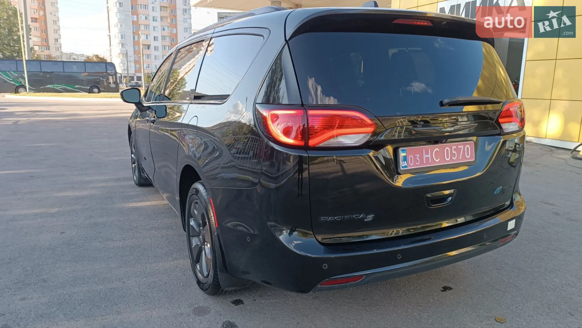 2019 Chrysler Pacifica - мініатюра 2