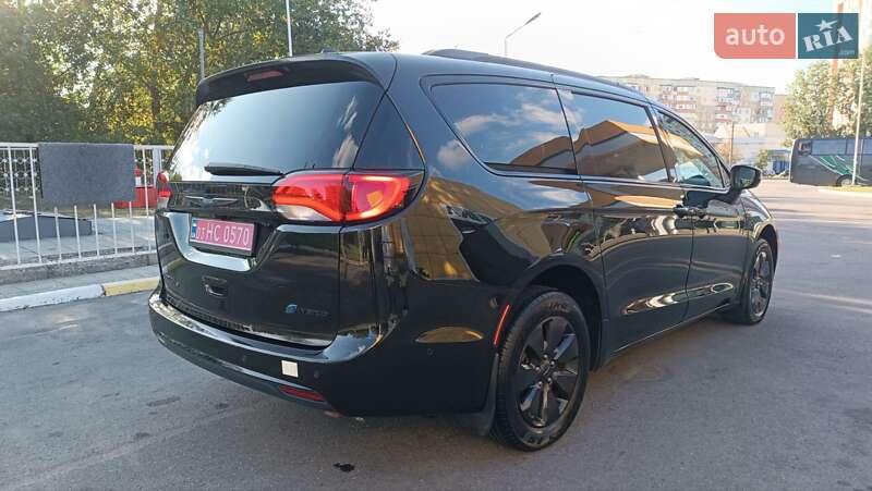 Минивэн Chrysler Pacifica 2019 в Полтаве