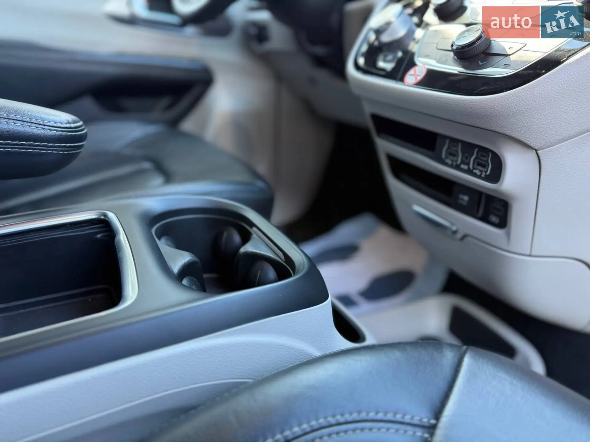 2022 Chrysler Pacifica - мініатюра 33
