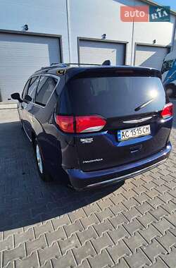 Универсал Chrysler Pacifica 2018 в 