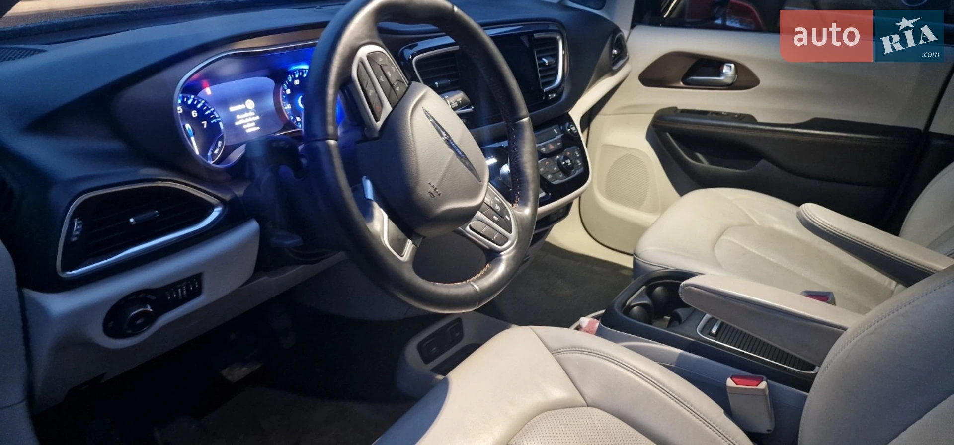 2016 Chrysler Pacifica - мініатюра 7