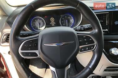 Универсал Chrysler Pacifica 2017 в 