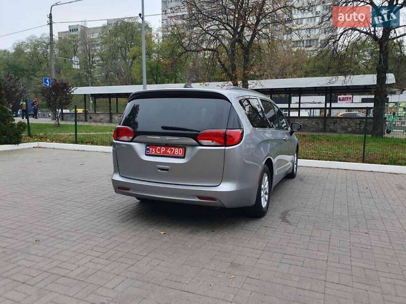Мінівен Chrysler Pacifica 2021 в Києві фото 10 Мінівен Chrysler Pacifica 2021 в Києві
