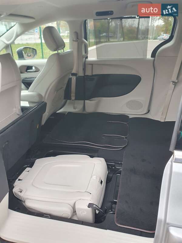 Мінівен Chrysler Pacifica 2021 в Києві фото 49 Мінівен Chrysler Pacifica 2021 в Києві