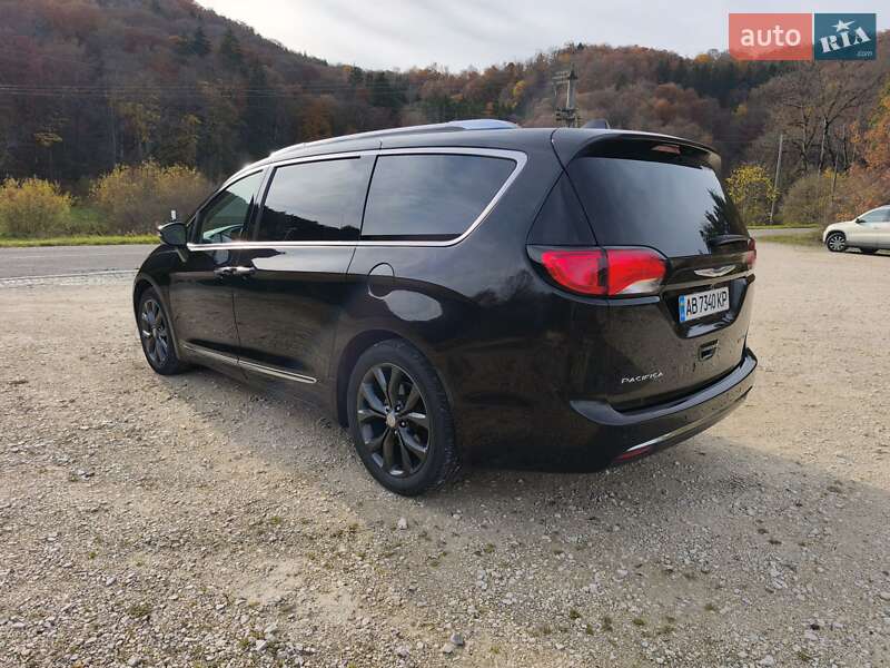 Универсал Chrysler Pacifica 2019 в Виннице фото 4 Универсал Chrysler Pacifica 2019 в Виннице