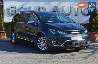 Мінівен Chrysler Pacifica 2019 в Одесі