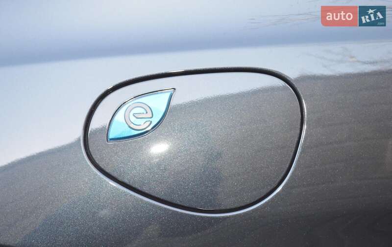 Мінівен Chrysler Pacifica 2019 в Одесі