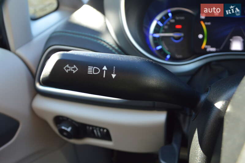 Мінівен Chrysler Pacifica 2019 в Одесі