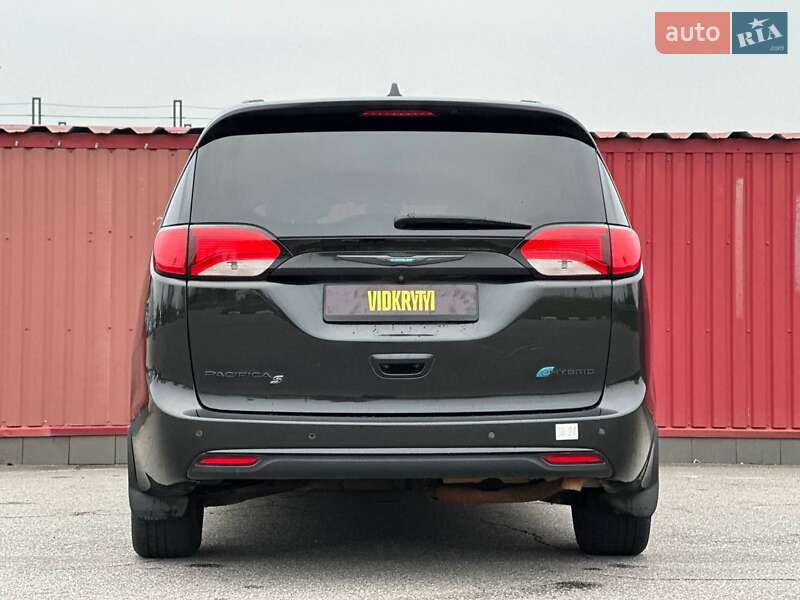 Минивэн Chrysler Pacifica 2019 в Киеве фото 5 Минивэн Chrysler Pacifica 2019 в Киеве