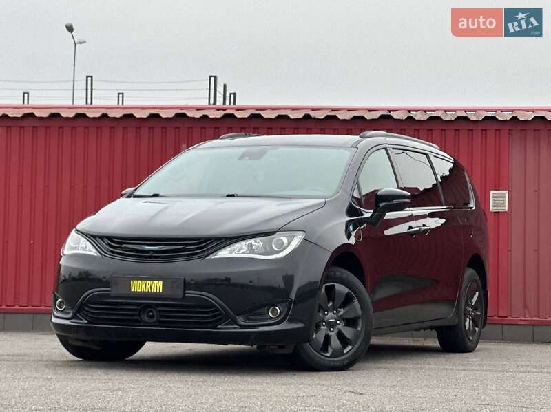 Chrysler Pacifica 2019