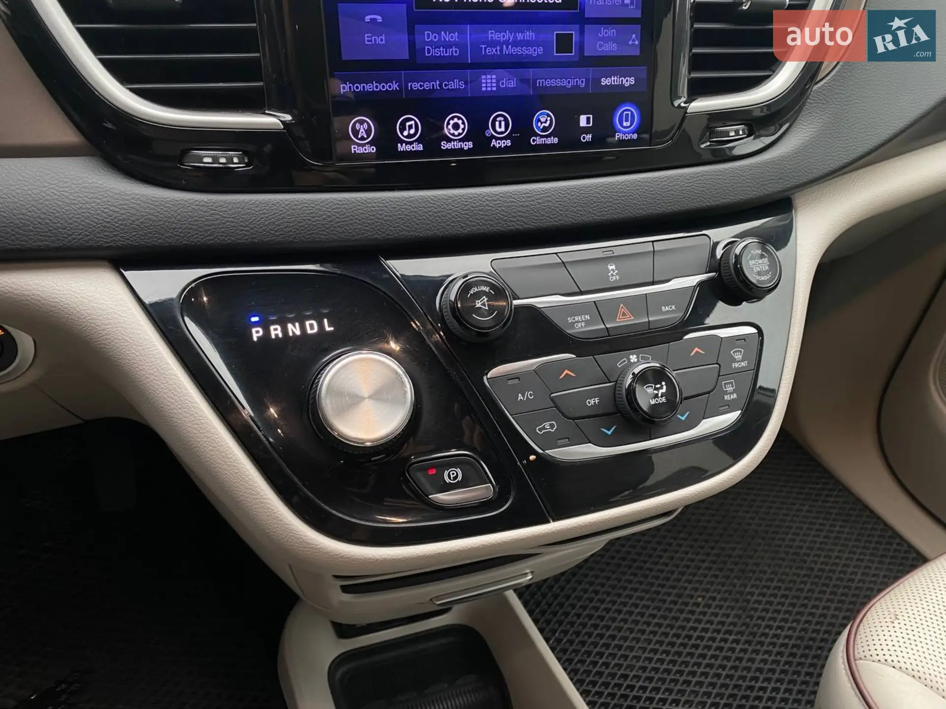 2016 Chrysler Pacifica - мініатюра 17