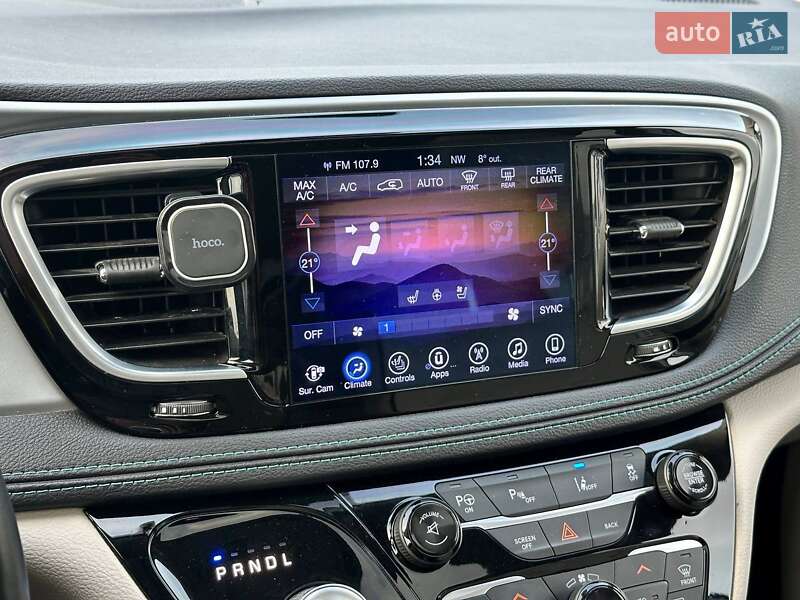 Минивэн Chrysler Pacifica 2017 в Киеве фото 24 Минивэн Chrysler Pacifica 2017 в Киеве