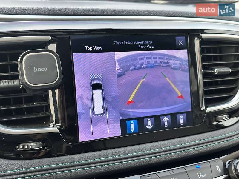 Минивэн Chrysler Pacifica 2017 в Киеве фото 30 Минивэн Chrysler Pacifica 2017 в Киеве
