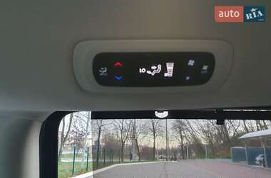 Минивэн Chrysler Pacifica 2020 в Киеве