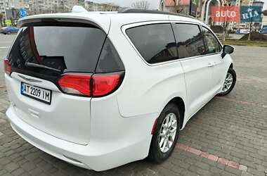 Мінівен Chrysler Pacifica 2020 в Івано-Франківську