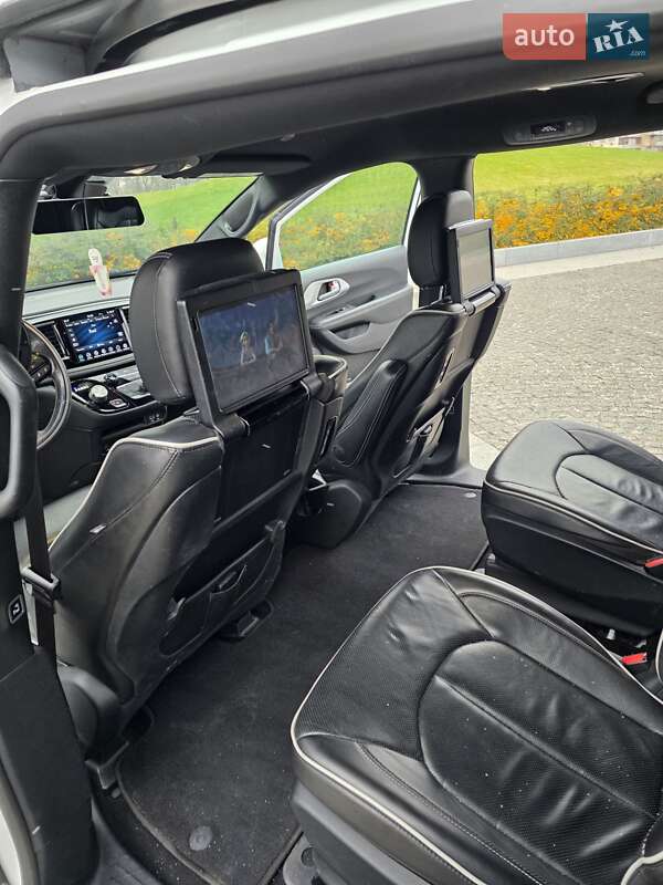 Минивэн Chrysler Pacifica 2019 в Днепре
