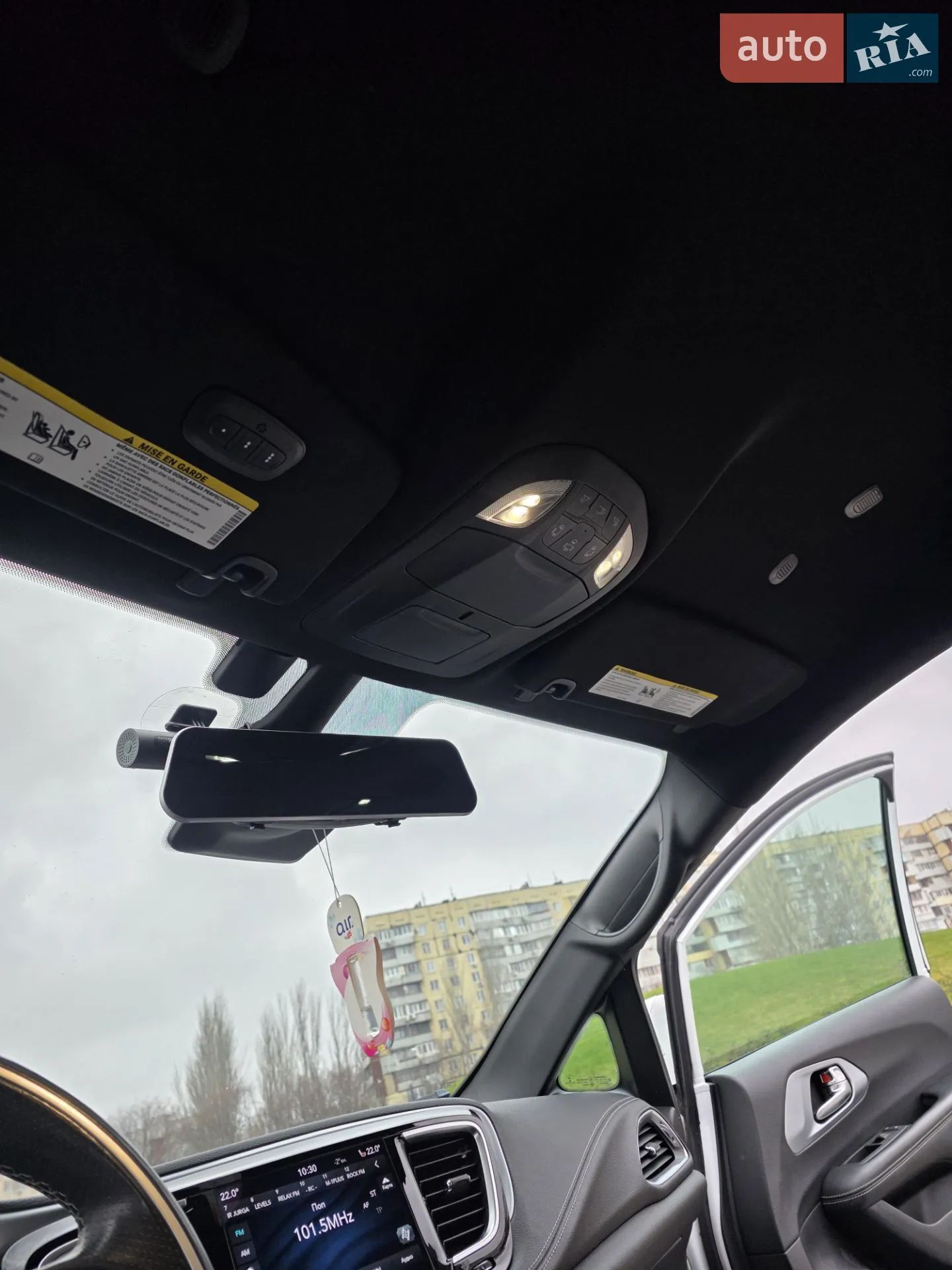 2019 Chrysler Pacifica - мініатюра 11