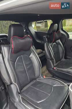 Минивэн Chrysler Pacifica 2019 в Днепре