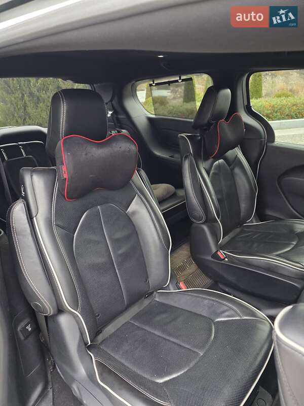 Минивэн Chrysler Pacifica 2019 в Днепре