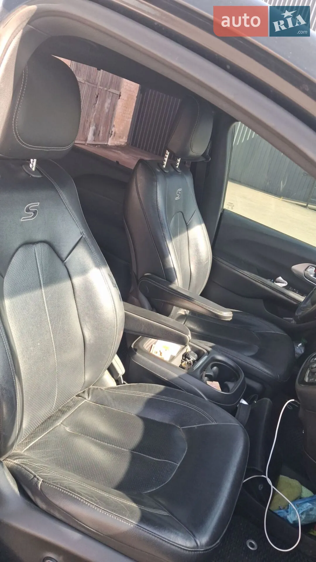 2018 Chrysler Pacifica - мініатюра 2