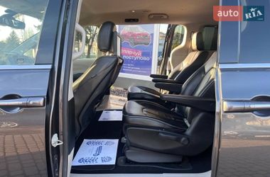 Мінівен Chrysler Pacifica 2018 в Львові