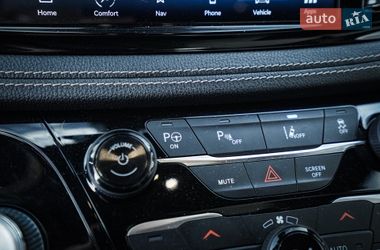 Мінівен Chrysler Pacifica 2021 в Харкові