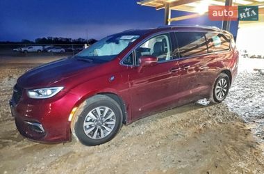 Минивэн Chrysler Pacifica 2021 в Львове