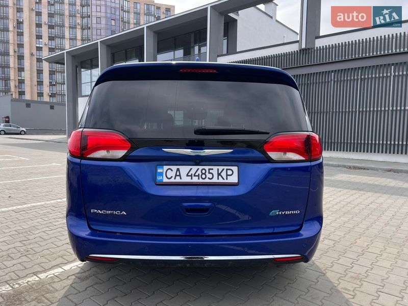 Минивэн Chrysler Pacifica 2020 в Черкассах