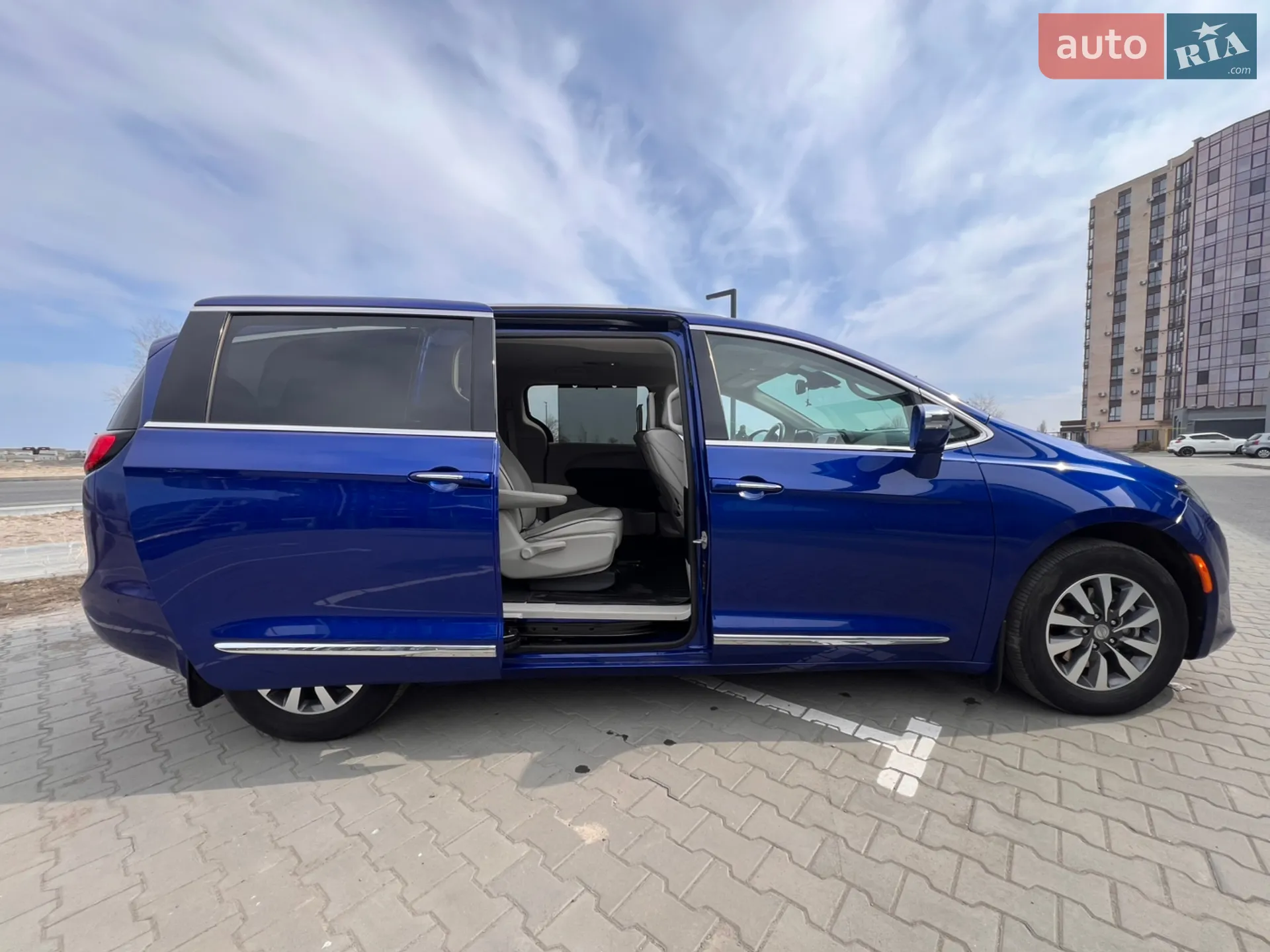 2020 Chrysler Pacifica - мініатюра 19