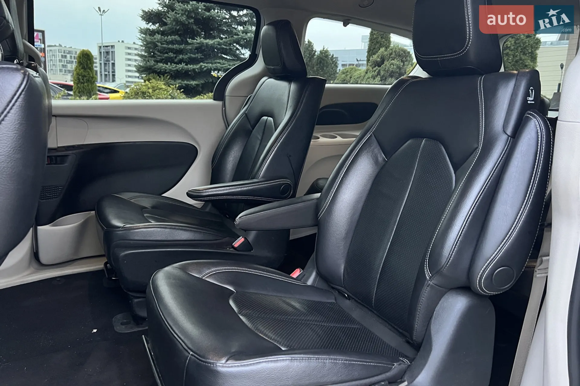 2022 Chrysler Pacifica - мініатюра 25