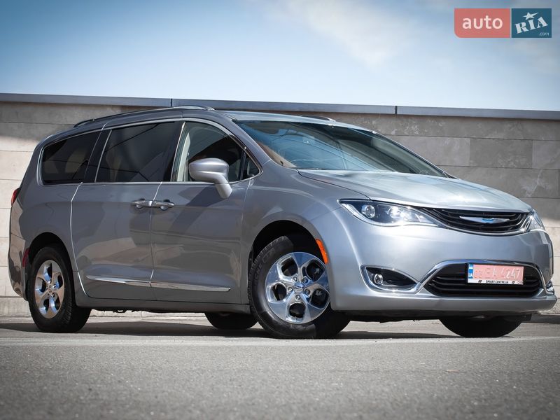 Chrysler Pacifica 2019