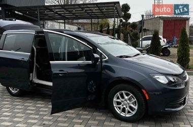 Мінівен Chrysler Pacifica 2019 в Одесі