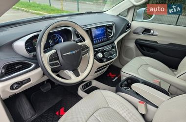 Минивэн Chrysler Pacifica 2017 в Хмельницком