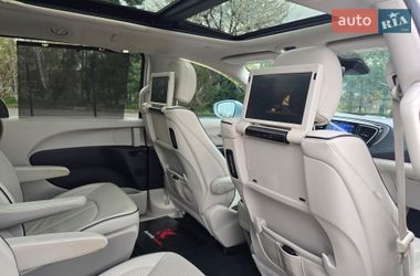 Минивэн Chrysler Pacifica 2017 в Хмельницком