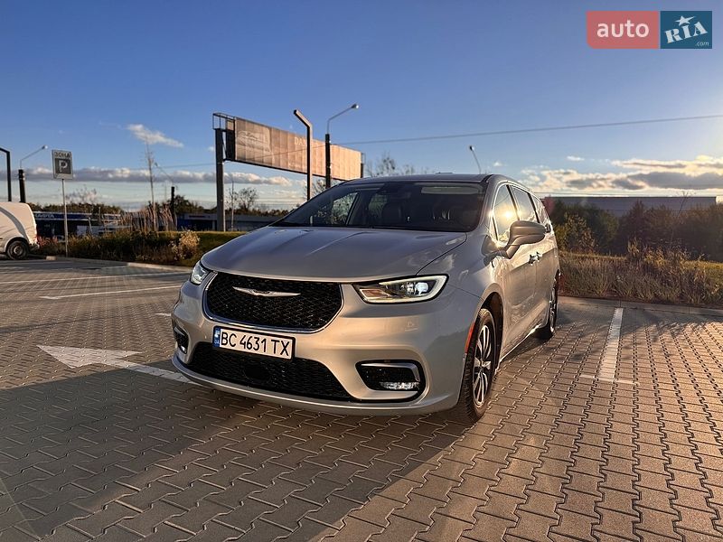 Chrysler Pacifica 2022