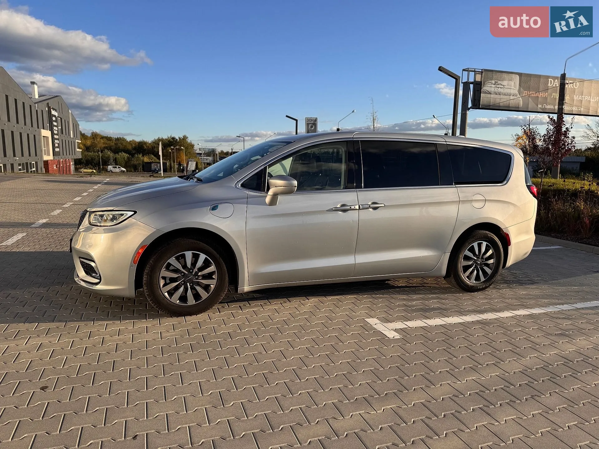 2022 Chrysler Pacifica - мініатюра 4