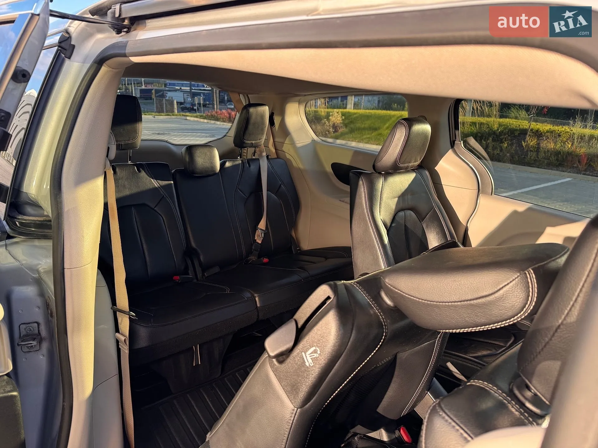 2022 Chrysler Pacifica - мініатюра 23