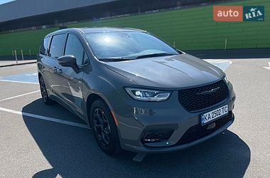Мінівен Chrysler Pacifica 2023 в Києві